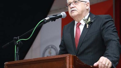 Burhaniye Zeytin Festivali Bando Eşliğinde Başladı