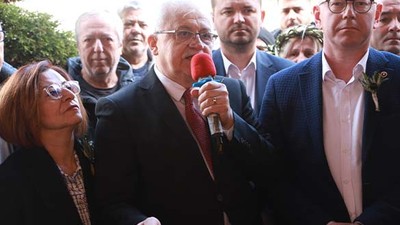 Burhaniye'de Halk Market Açıldı