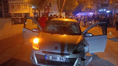 Edremit’te Trafik Kazası, 3 Kişi Yaralı