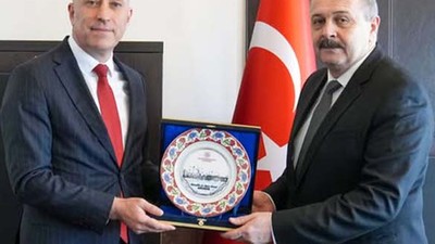 Erdek’te Spor ve Gençlik Çalışmaları Ele Alındı