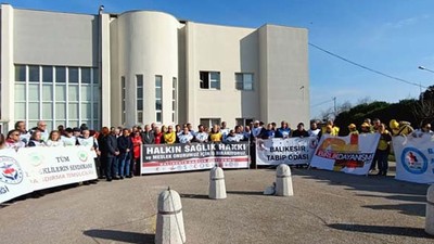 Balıkesir'de Sağlık Çalışanları Yeniden İş Bıraktı