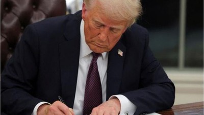 Trump İkinci Döneme Radikal Kararlarla Başladı