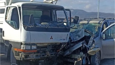 Kontrolsüz Çıkış Kazayla Bitti! Yaralı Var