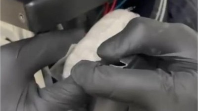 Mikrodalga Fırınının İçinde Sakladılar Ama Gerçek Ortaya Çıktı!
