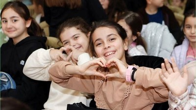 Bigadiç’te Geleneksel Tiyatro Çocuklarla Buluştu