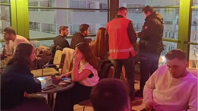 Balıkesir'de Bir İş Yerine "Konsomatris" Baskını!