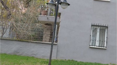 Altıeylül ‘de Aydınlatmayan Sokak Lambası