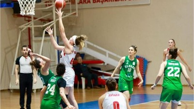 Burhaniye Belediyespor Zafere Ulaştı