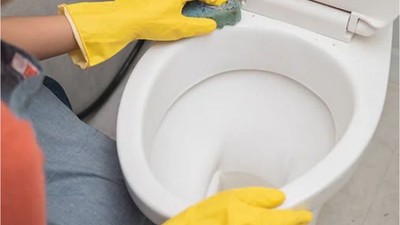 Çamaşır Suyuna Son! Kireci Anında Söküyor