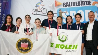 Balıkesir Olimpik Havuzunda Şampiyonlar Belli Oldu