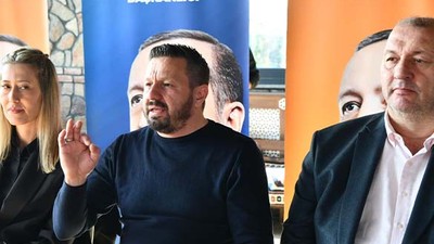 AK Parti İl Başkanı Aydemir Bigadiç'te Gençlerle Bir Araya Geldi
