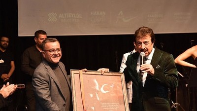 Altıeylül Belediyesi’nden Ferdi Tayfur’a Vefa Gecesi