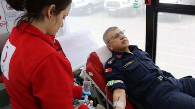 Balıkesir İl Jandarma Personelinden Türk Kızılayı’na Kan Bağışı