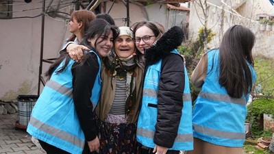 Balıkesir Kız Yurdu Öğrencilerinden Anlamlı Yardımlaşma