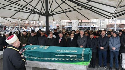 Balıkesir’de Sevil Sur Öğretmen Son Yolculuğuna Uğurlandı