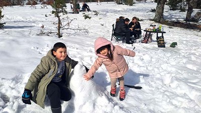 Balıkesirliler Kar Özlemini Çataldağ’da Giderdi