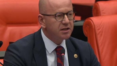 CHP'li Sarı; "SGK, Balıkesir'deki Belediye Arazilerini Satışa Çıkarıyor"