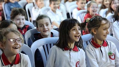 Uludağ Elektrik, Çocuklara Enerji Tasarrufunu Karagöz ve Hacivat ile Anlatıyor