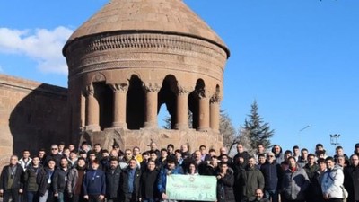 Robot yarışmasında derece alan öğrenciler Ahlat’ta