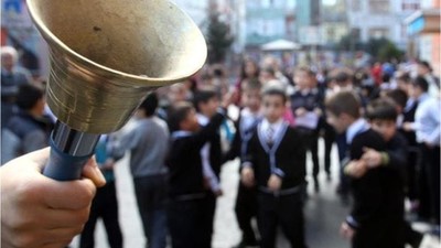 Balıkesir'de Ders Zili Çaldı
