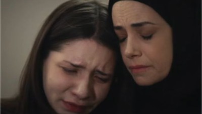 Kızıl Goncalar'da İki Ayrılık Birden!
