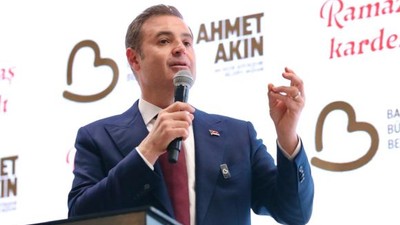 Başkan Akın, iftarda muhtarları ağırladı