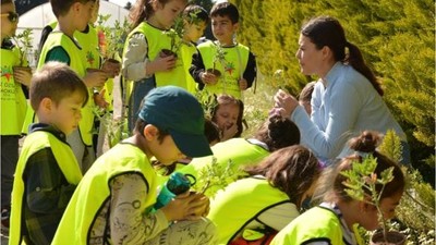 Minik öğrenciler BAÇEM’de bitkilerle tanıştı