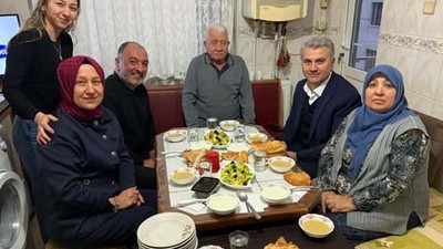 AK Parti, Balıkesir’de Ramazan’ın Bereketini Vatandaşlarla Paylaşıyor