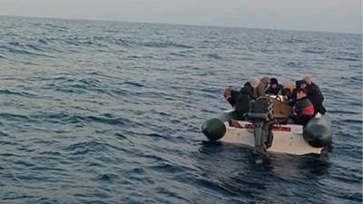 Ayvalık Açıklarında 4’ü Çocuk 14 Göçmen Yakalandı
