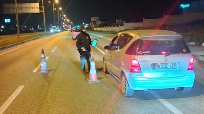 Balıkesir’de Huzur Uygulamasında 10 Aranan Şahıs Yakalandı