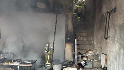Balıkesir'de Marangoz Atölyesinde Yangın Paniği