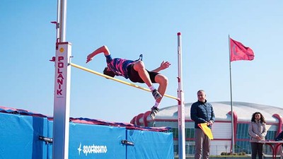 Balıkesir’de Okul Sporları Atletizm Müsabakaları Başladı