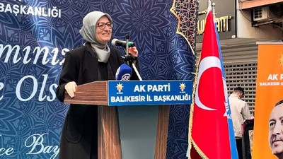 Belgin Uygur, AK Parti Balıkesir İl Başkanlığında Bayram Coşkusunu Paylaştı