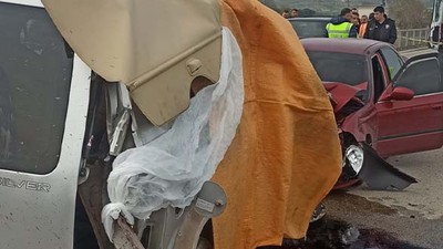 Bigadiç - Balıkesir Yolundaki Kaza Yürekleri Yaktı: 1 Ölü, 4 Yaralı