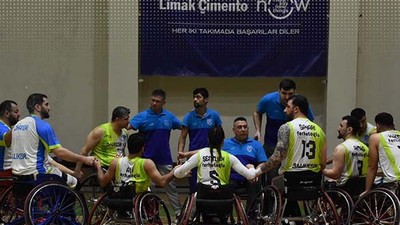 Büyükşehir Belediyespor Play-Off Yarı Final Şansını Kaybetti