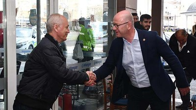 CHP Milletvekili Sarı Bayram Namazı Sonrası Hemşehrileriyle Buluştu