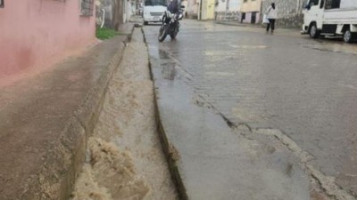 Edremit'te Sokaklar Dereye Döndü