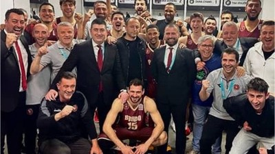 Şampiyonluk Yolunda Engelleri Aştı!