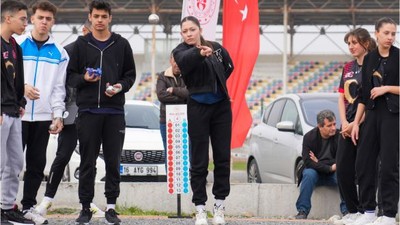 Balıkesir'de Gençler Bocce Sahasında Buluştu