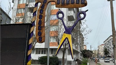 Balıkesirli Berberlerin Makası