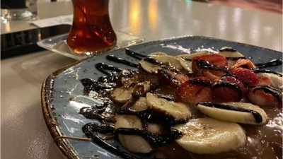 Balıkesir'de İftar Sonrası Tatlı Tercihi: Waffle