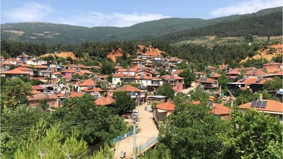 Balıkesir'de Zeytin Bahçelerinin Ortasında Bir Köy!