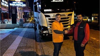 Edremit'e Bir Tır Dolusu Baklava Geldi!
