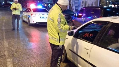 Balıkesir Trafikten 1 saatte 59 araca ceza