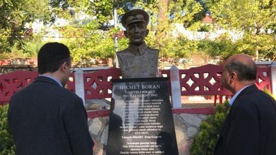 Vekil Dalgın Aşıyı Kendi Üzerinde Deneyen Hekimi Ziyaret Etti