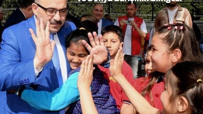 Vali İsmail Ustaoğlu’ndan 23 Nisan Mesajı
