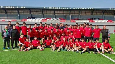 FIFA Kokartlı Hakem Çakır'dan Balıkesirspor Akademi'ye Ziyaret
