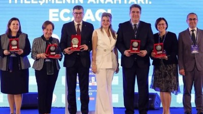 Balıkesir Eczacı Odası 17. Türkiye Eczacılık Kongresi’nde Yerini Aldı