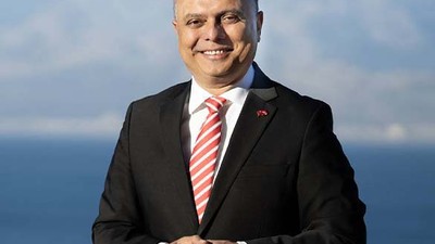 Ümit Uysal, Chp Genel Başkanı Özgür Özel’e Karşı Adaylığını Açıkladı