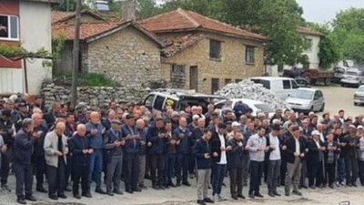 Balıkesir'in O İlçesine Vatandaşlar Bir Araya Gelip Ellerini Açtılar